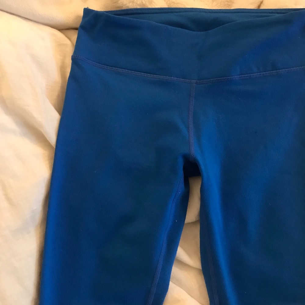 Ocean blue fabletics leggings